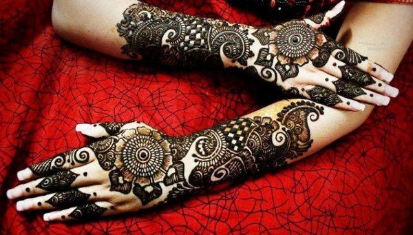 Bridal Mehndi Design For Hands