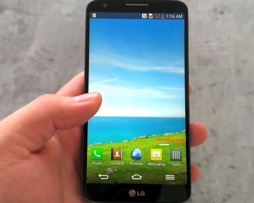 #3 The LG G2 has the most gorgeous screen we've ever seen on a phone