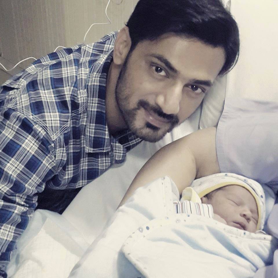 Actor <b>Zahid Ahmed</b> Blessed With A Baby Boy Zaviyar Zahid - Arts-and-Entertainment-Actor-Zahid-Ahmed-Blessed-With-A-Baby-Boy-Zaviyar-Zahid-9167