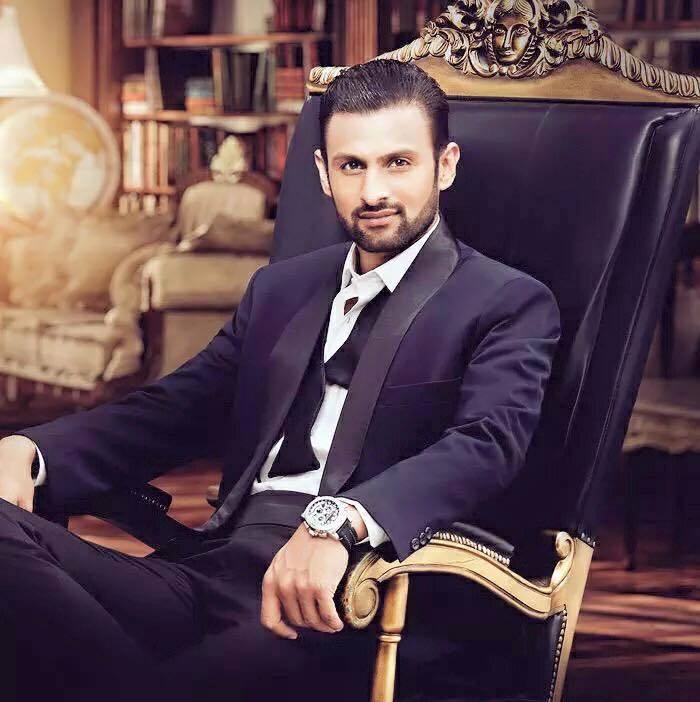 Shoaib Malik Shoaib Malik Captain of Karachi Kings Team in PSL - Cricket Images & Photos