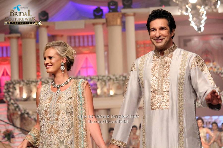 Most Viewed Photos Hamariweb Wasim Akram And Shaneira Walk On Ramp Of Bcw 2017