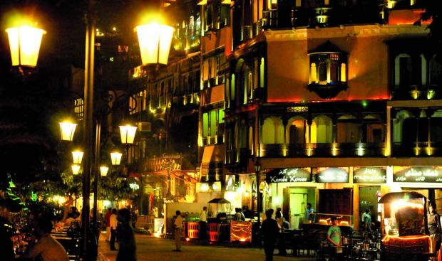 Food Street Lahore - Pakistan Images & Photos