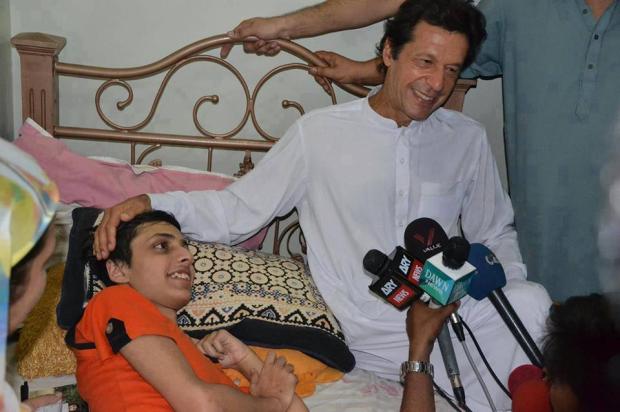 Imran Khan Meet Heart Patient Daniyal