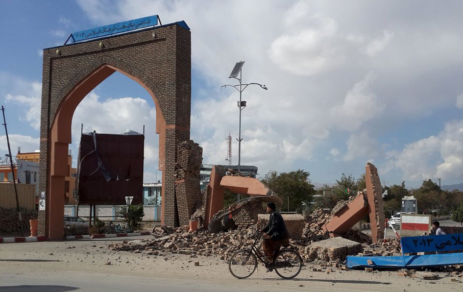 In Pics : Devastating Earthquake in Pakistan