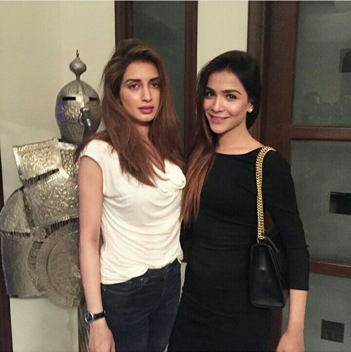 ‎Humaima Malik‬ & ‪Iman Ali‬ spotted at The red Carpet of ‎Kapoor & Sons‬