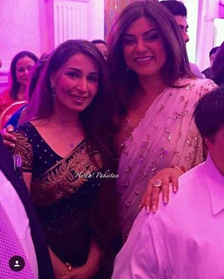 ‎Reema Khan‬ & ‪Shushmita Sen‬
