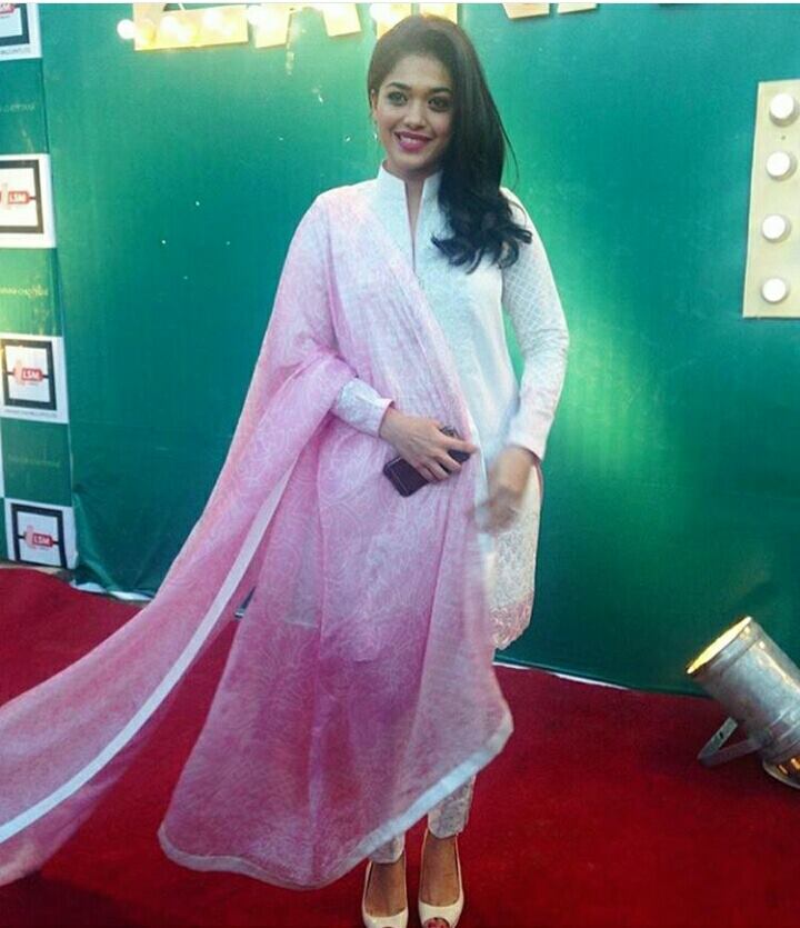 ‎Sanam Jung‬ at ‪Zainab Chottani‬ Lawn Launch Ceremony