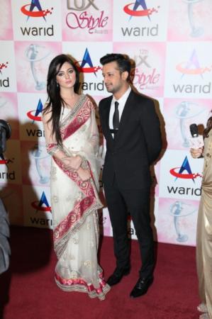 atif aslam wife at lux award