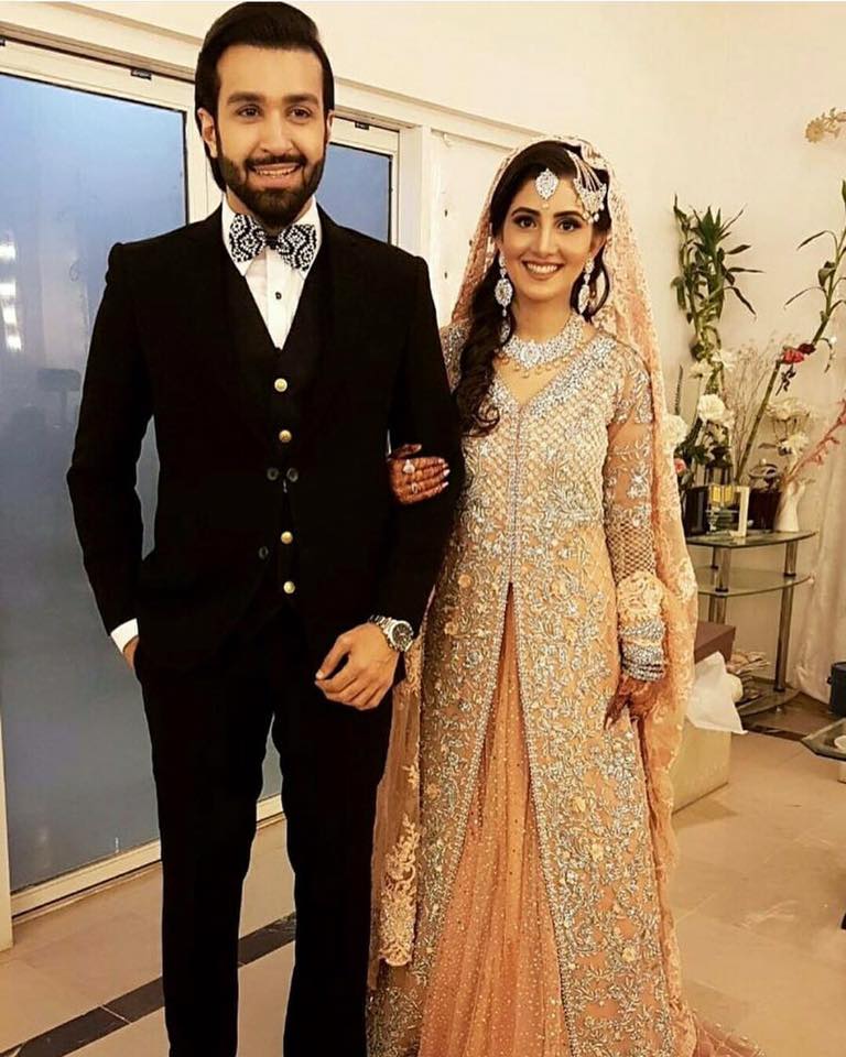 Azfar Rehman With His Wife On Their Valima Reception.