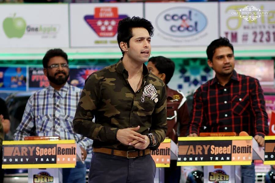 Fahad Mustafa is looking very young in Jeeto Pakistan