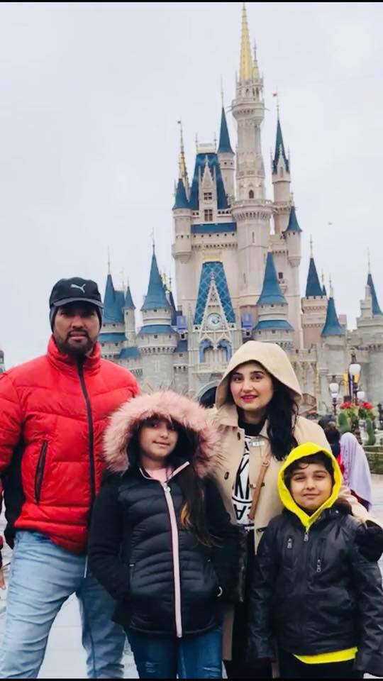 Javeria Saud With Her Family In DisneyLand