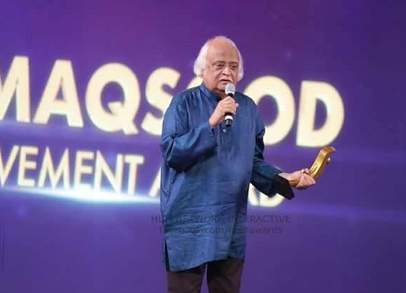 Lifetime Achievement Award Is Presented To Anwar Aaqsood At HUM Awards 3