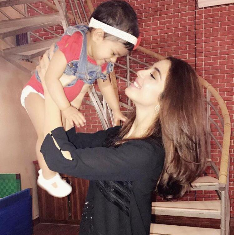Maya Ali With Her Niece