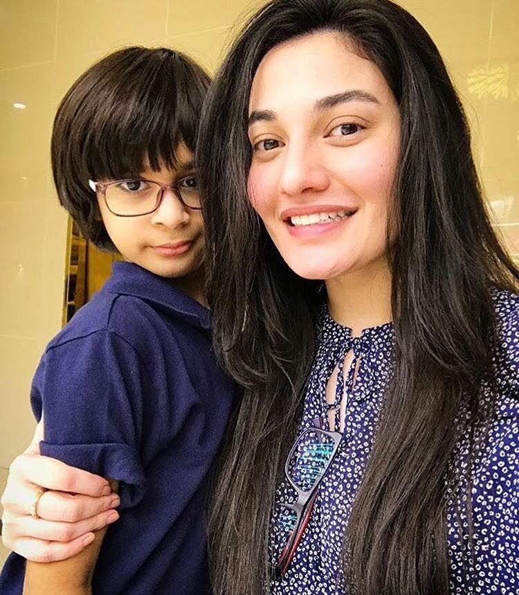 Muniba Mazari With Her Cute Son