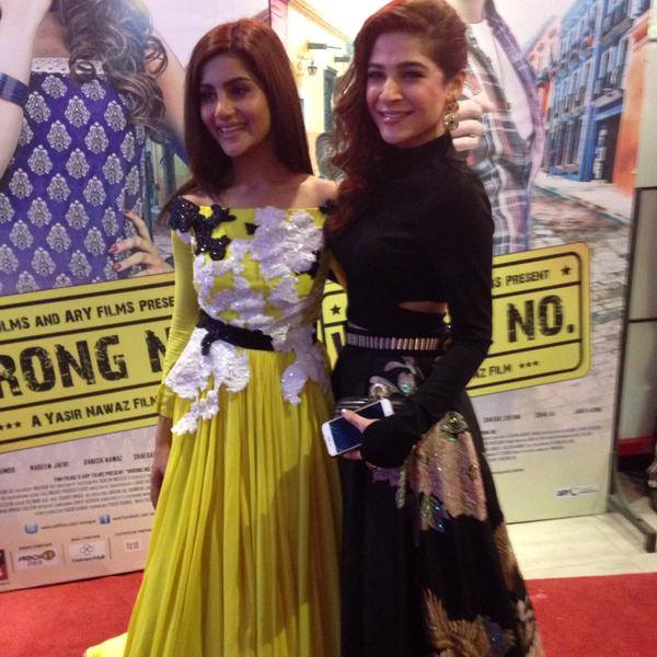 Wrong No‬ Premiere In Karach