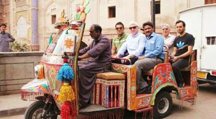Alan Wilkins & Darren Ganga Take A Tour Of Lahore Alongside Majid Khan