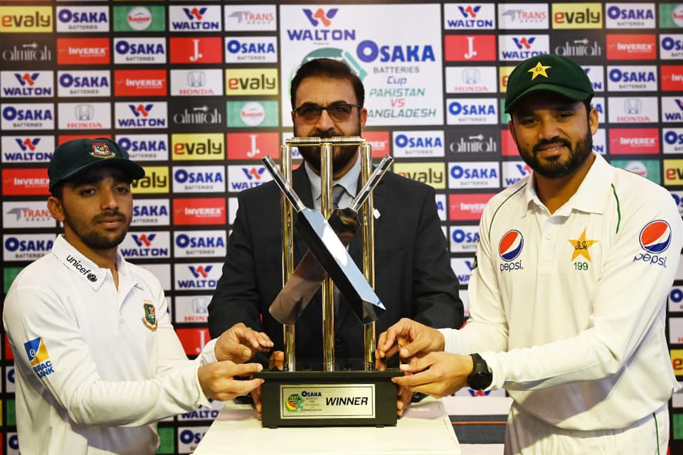 Captains Of Pakistan And Bangladesh Unveiled Test Series Trophy