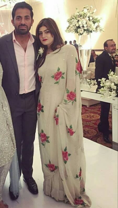 Circketer ‎Wahab Riaz‬ with ‪‎Wife‬