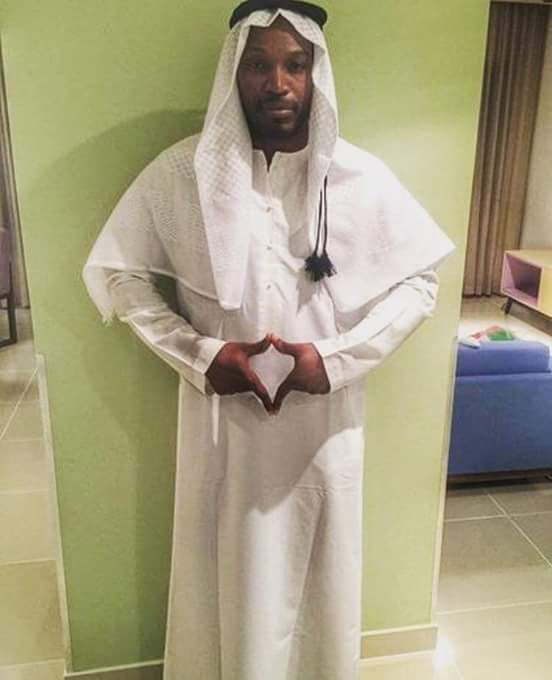 Cricketer Chris Gayle In Arabian Dress Picture