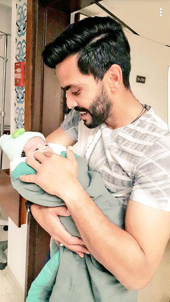 Fawad Alam Blessed With A Cute Daughter