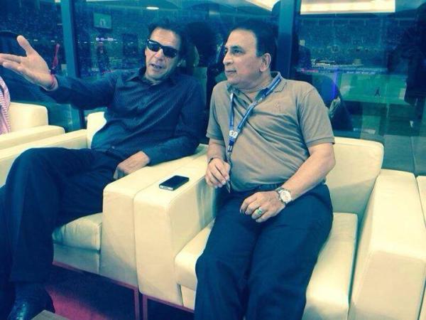 Imran Khan And Sunil Gavaskar At Dubai Stadium