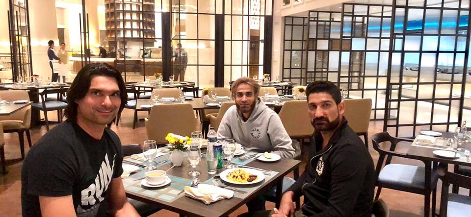 Irfan & Sohail Tanvir Having Dinner With SA Leg Spinner Imran Tahir