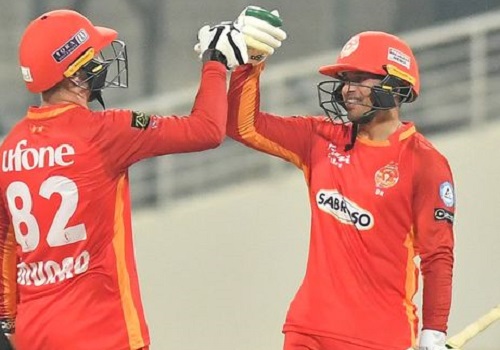 Islamabad United Gave A Demoralizing Defeat Against Quetta Gladiator