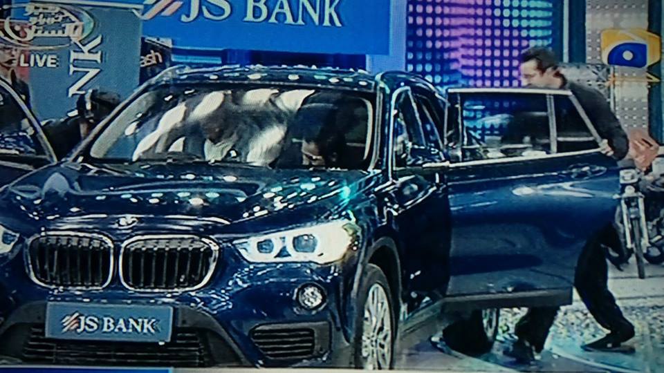 JS Bank Awarded BMW X1 Series Car To Sarfraz Ahmed