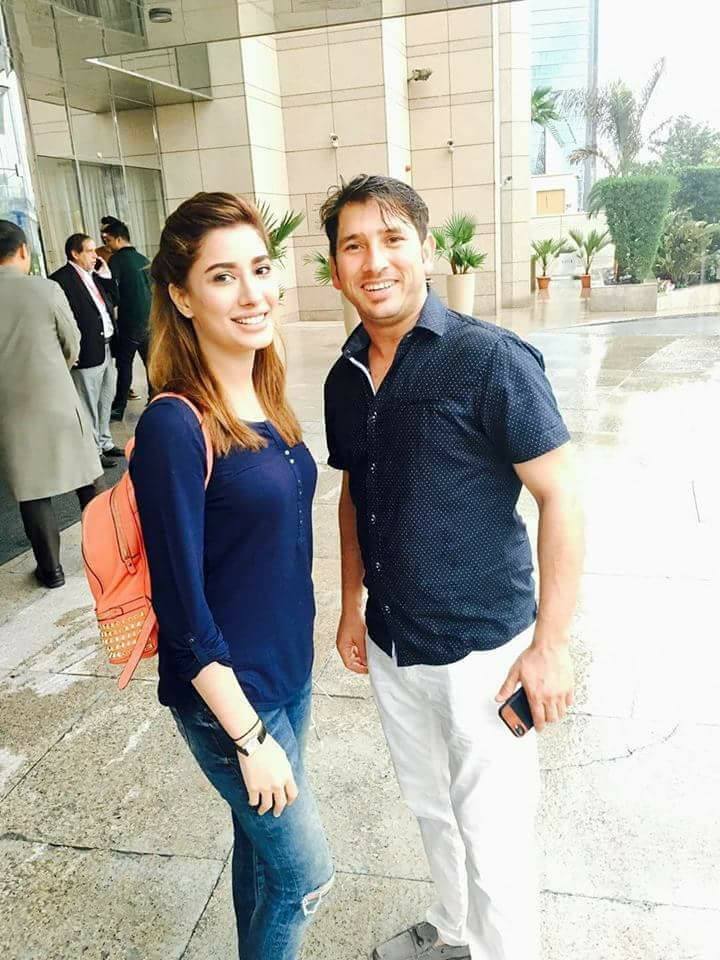 Leg Spinner Yasir Shah With Mehwish Hayat