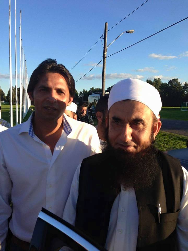 Mohammad Asif With Maulana Tariq Jameel