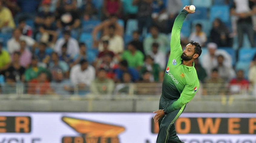 Mohammad Hafeez Bowling Action Has Been Reported During 3rd ODI Between Pak vs SL
