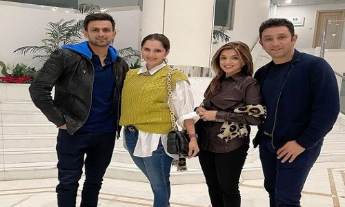 Mr. & Mrs. Shoaib Malik And Azhar Mahmood Meet Up In Dubai