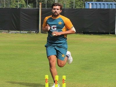 Muhammad Amir Joins Pakistan Team In England