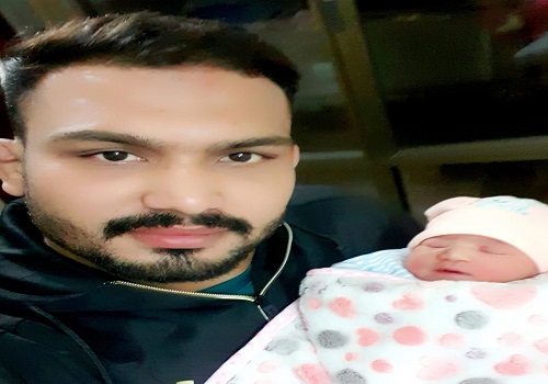 Pakistan's No.1 Wrestler Inam Butt Blessed With A Baby Girl