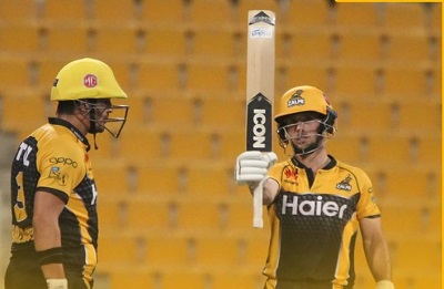 Peshawar Zalmi Qualifies For Final Beating Islamabad United By 8 Wickets