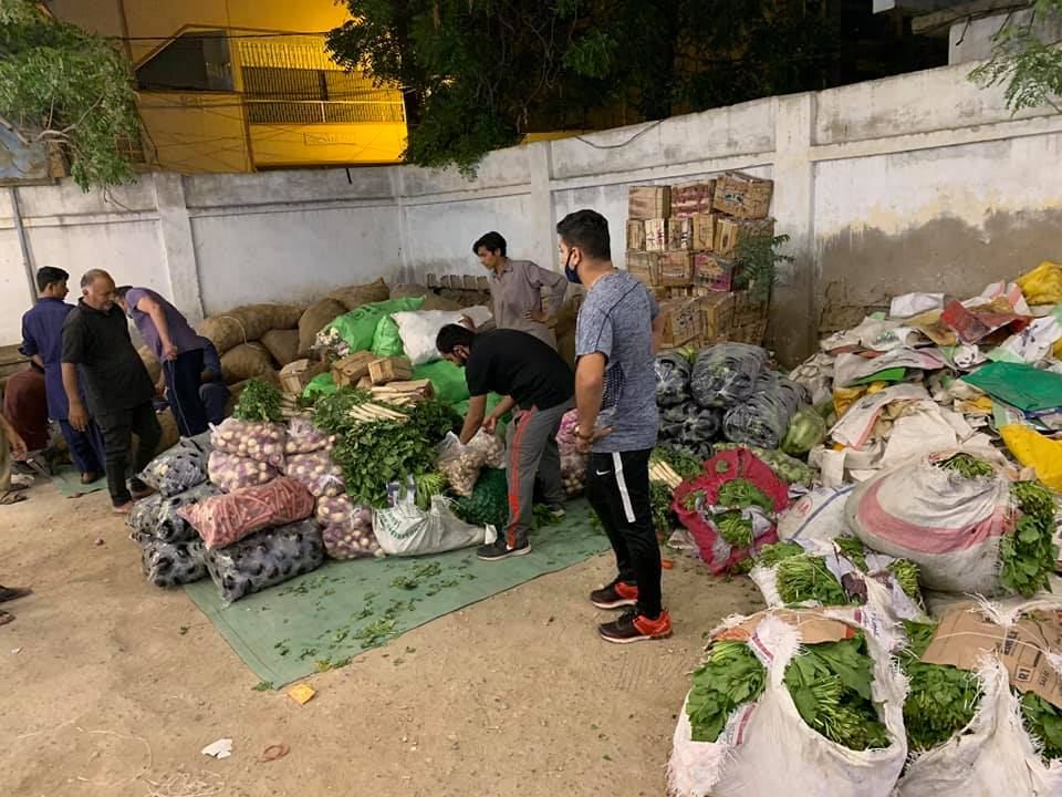 Rauman Raees Helping To Needy Peoples In This Difficult Time