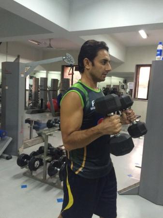 Saeed Ajmal Working Hard For Fitness At NCA Lahore