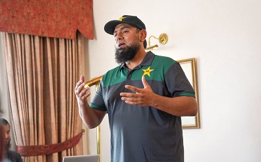 Saqlain Mushtaq Met The ODI Squad For PAK Vs NZ At The Team Hotel