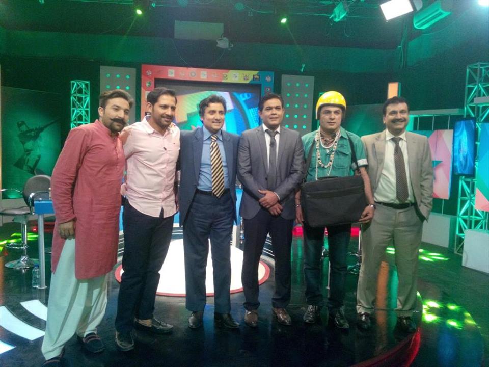 Sarfaraz In Show Josh Jaga Dey