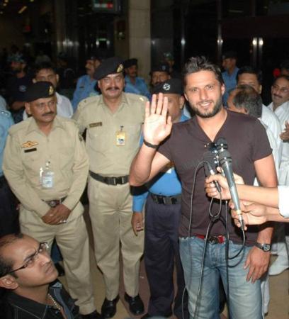 Shahid Afridi After Arriving in Bangladesh For WorldT20