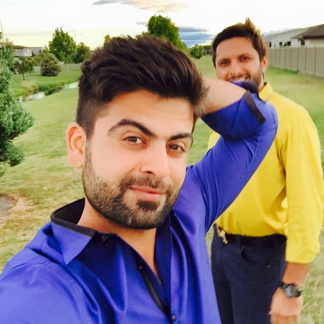 Shahid Afridi And Ahmed Shehzad Enjoying Weather Of New Zealand