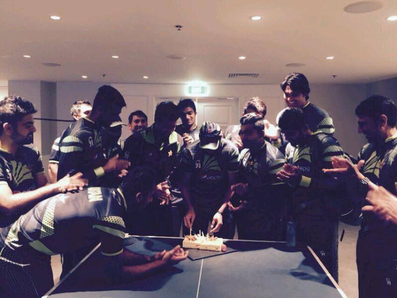 Shahid Afridi Celebrates His Birthday After Win