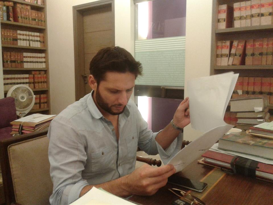 Shahid Afridi In His Lawyer's Office