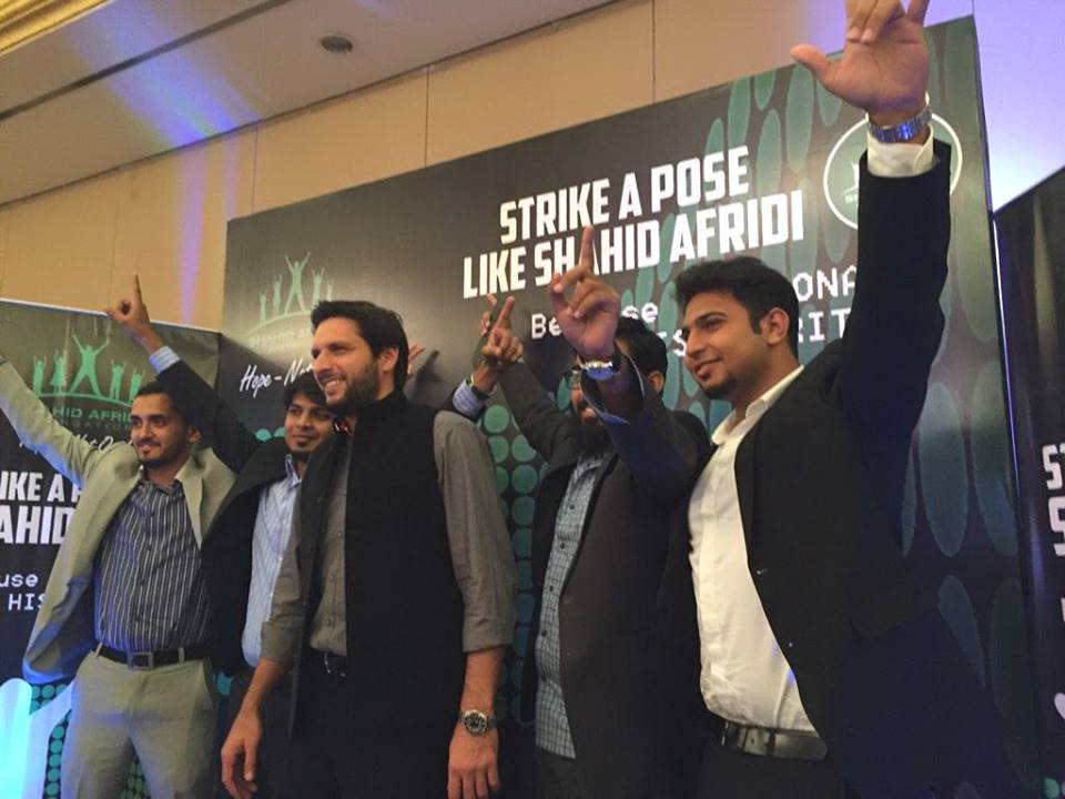 Shahid Afridi Play A Friendly T20 Cricket Match With Pak Army