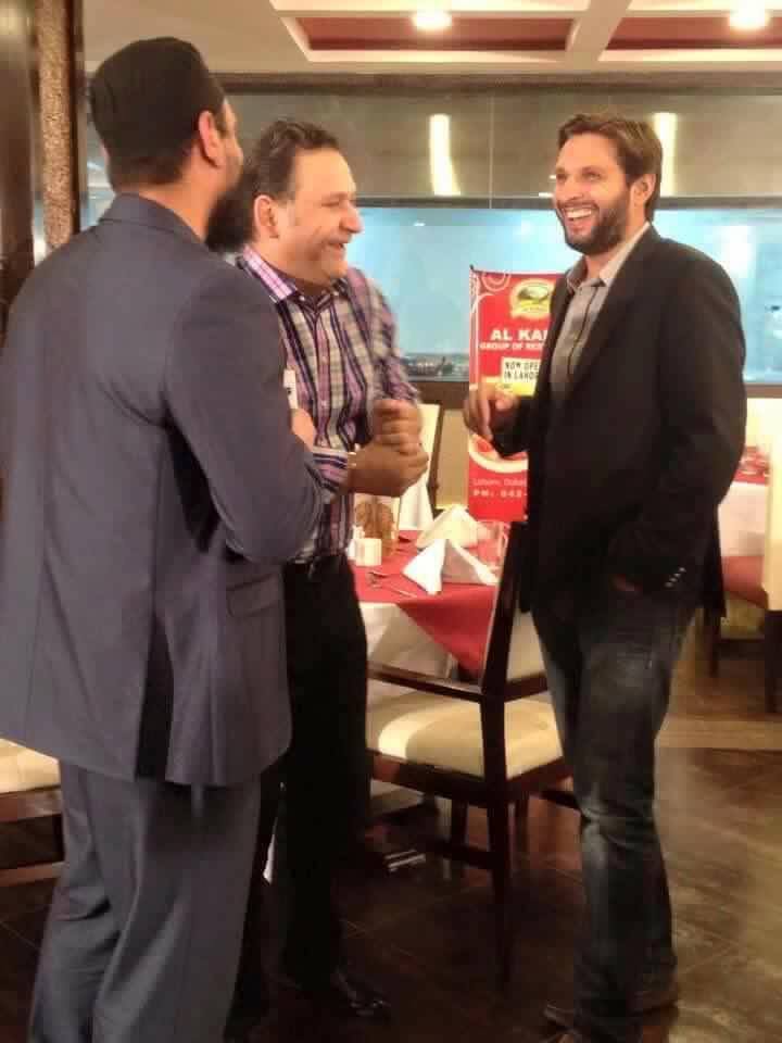 Shahid Afridi With Saqlain Mushtaq & Dr Nouman Niaz