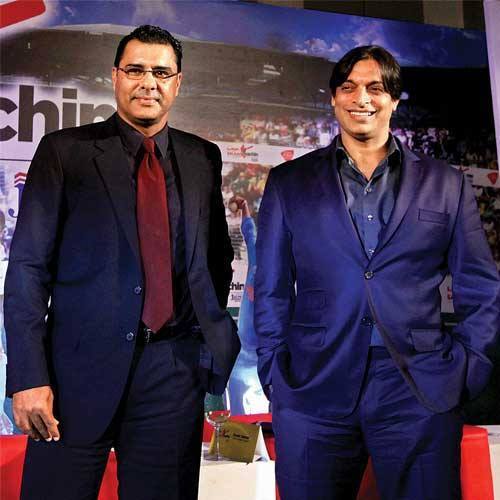 Shoaib Akhtar With Waqar Younis
