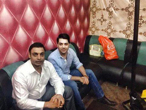 Shoaib Akhtar's Recent Click With Gohar Mumtaz