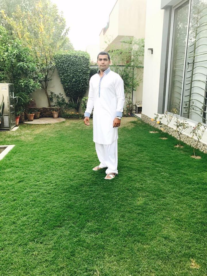 Umar Akmal After Pray Jummah