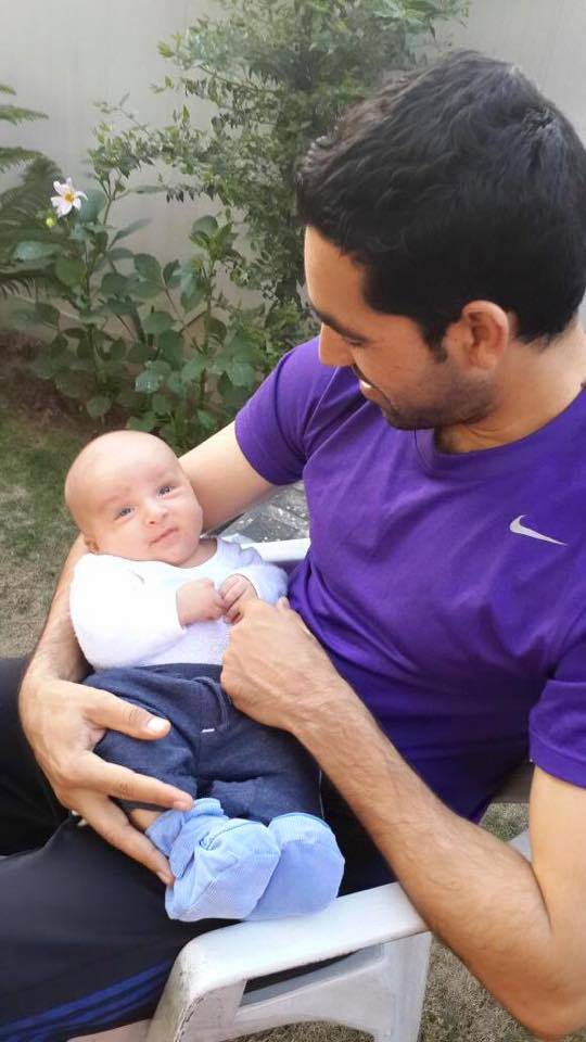 Umar Gul With His Baby Boy Latest Picture