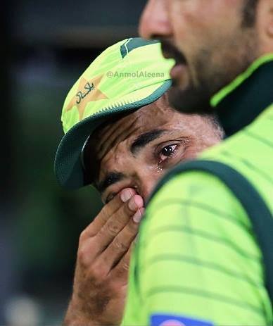 Wahab Riaz In Tears